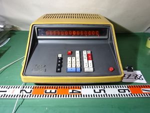 激レア・当時モノ‼️SHARP 旨 液晶表示電卓 エルシーメイト EL-805