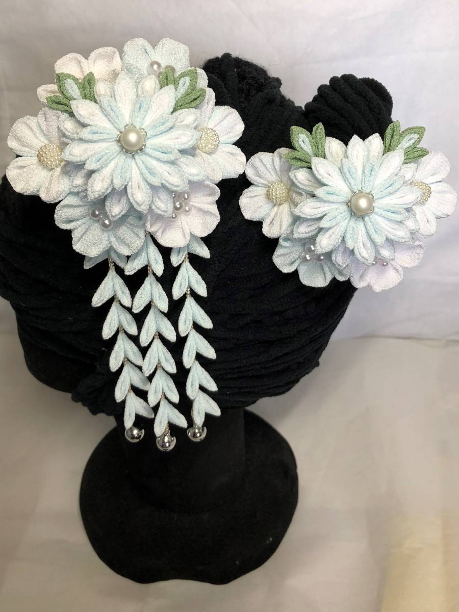 爆買い，限定SALE つまみ細工 かんざし 新作 ミントブルー&times;ホワイト 2種セット サガリ銀鈴 パーティー 七五三 成人式 結婚式等の各種式典や浴衣等に(かんざし)｜売買されたオークション情報、yahooの商品 かんざし