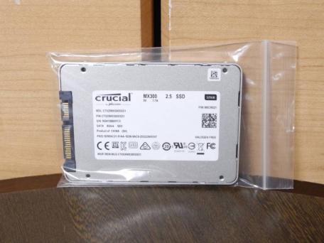 □crucial製・2.5インチ 525GB SSD（CT525MX300SSD1）アウトレット品 I