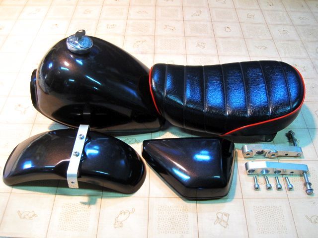 格安，人気 ホンダ純正12V紫系ブラック5Lモンキータンク＆鍵付きキャップ＆
