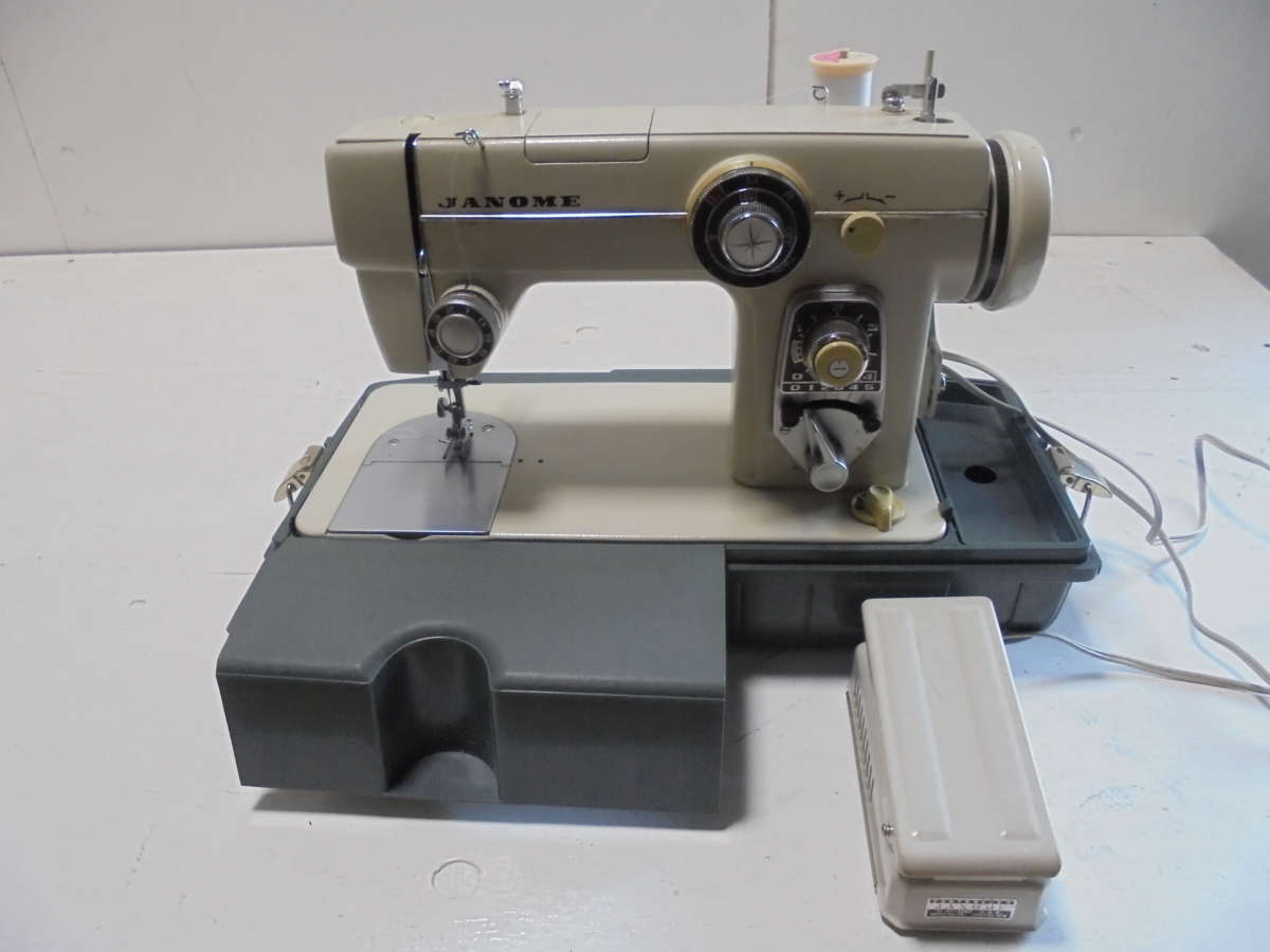 JANOME ジャノメ ミシン MODEL 802 踏み機付き 電動ミシン ハンド