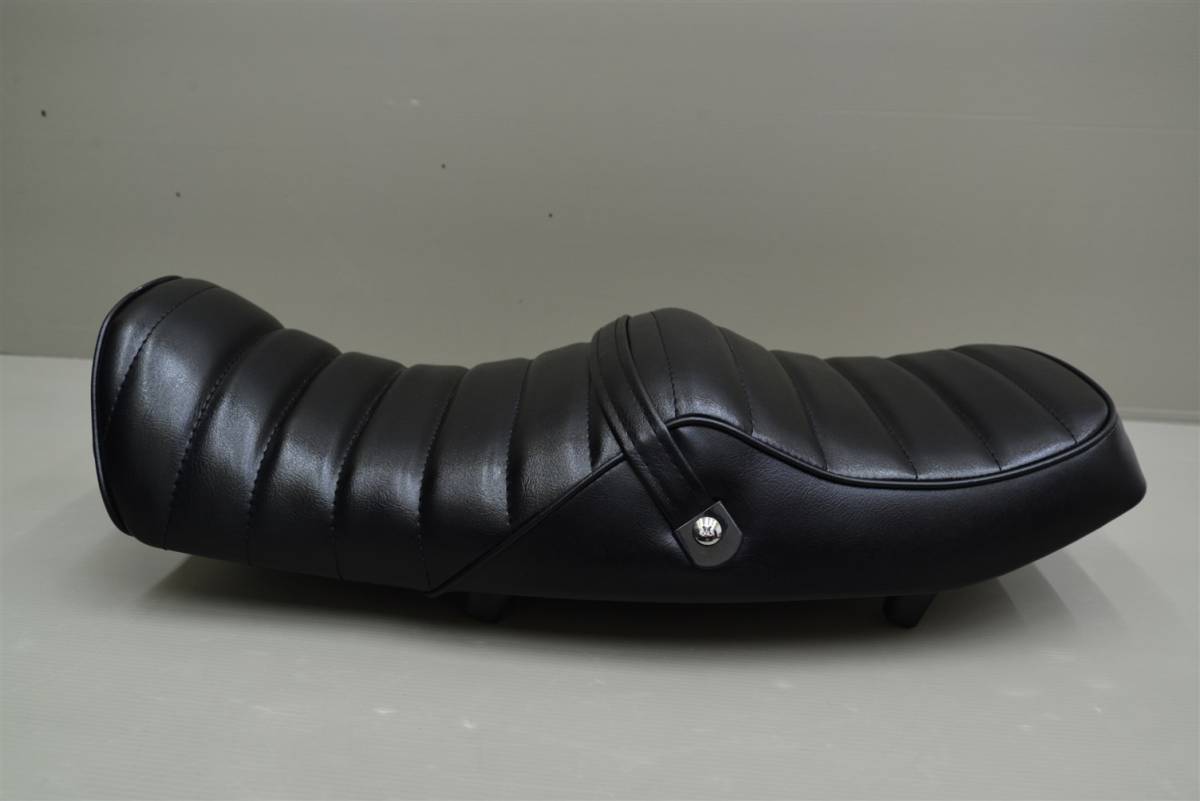 売り出しオーダー 限定1 タックロール シート XJR400 後期 艶 黒皮/レザー　XJR400R RH02J　できてる　タックロールシート　今週限りの　特価品！！
