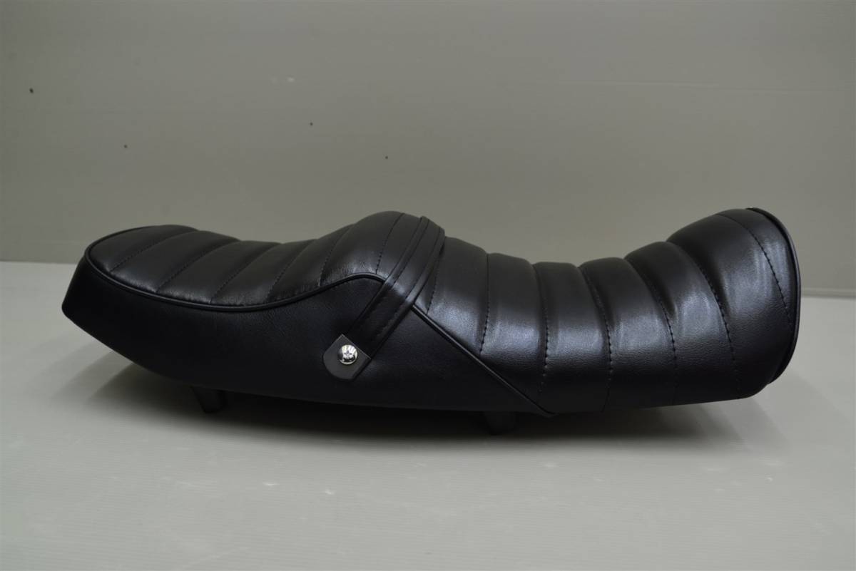 売り出しオーダー 限定1 タックロール シート XJR400 後期 艶 黒皮/レザー　XJR400R RH02J　できてる　タックロールシート　今週限りの　特価品！！
