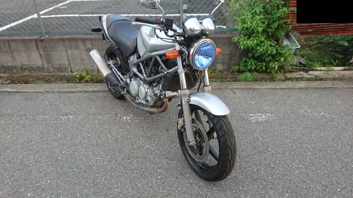 MC33 - ホンダ VTR250 バイクの系譜 -since HONDA インプレッション