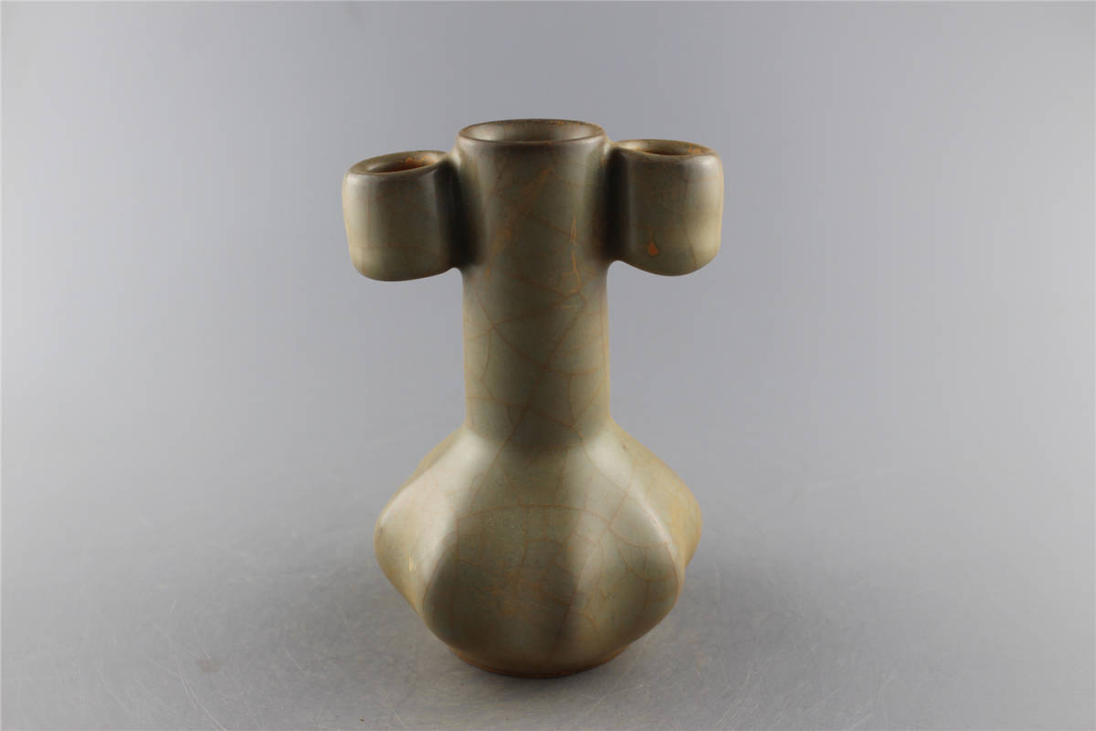 南宋時代 青磁 貫耳瓶 青磁 官汝窯貫耳瓶 汝官窯