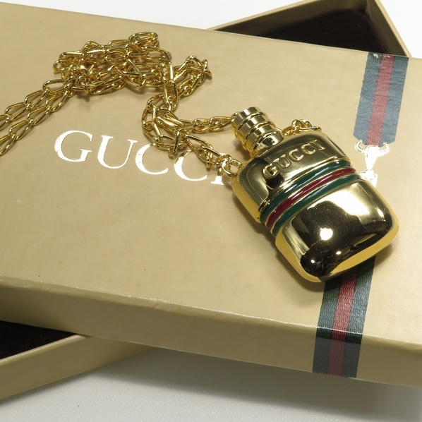 良品【GUCCI】シェリーライン/パフューム ボトル/香水入れ/ネックレス/ 1円 グッチ 【GUCCI ボトル ネックレス】シェリーライン パフューム