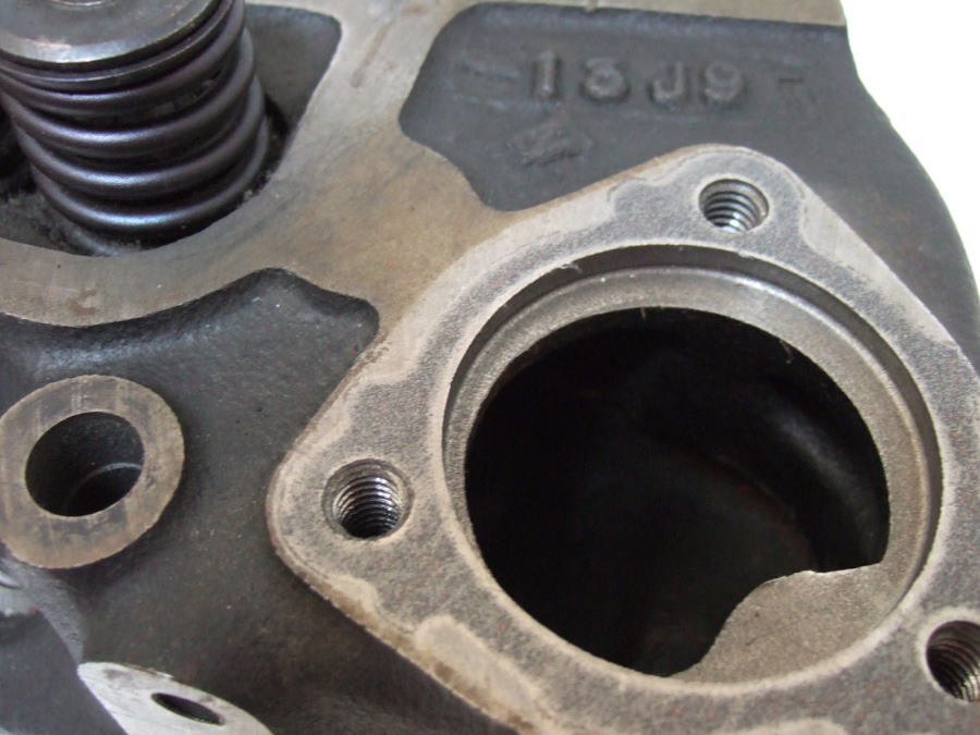 ★97～／ローバーミニ1.3iAT用エンジンヘッド★　新品エンジン外し品_6