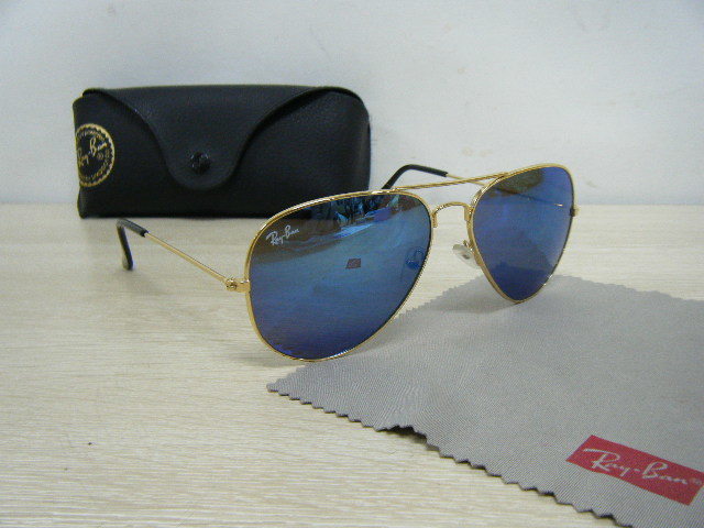 Aあ73★レイバン ray Ban サングラス ケース付　アビエーター