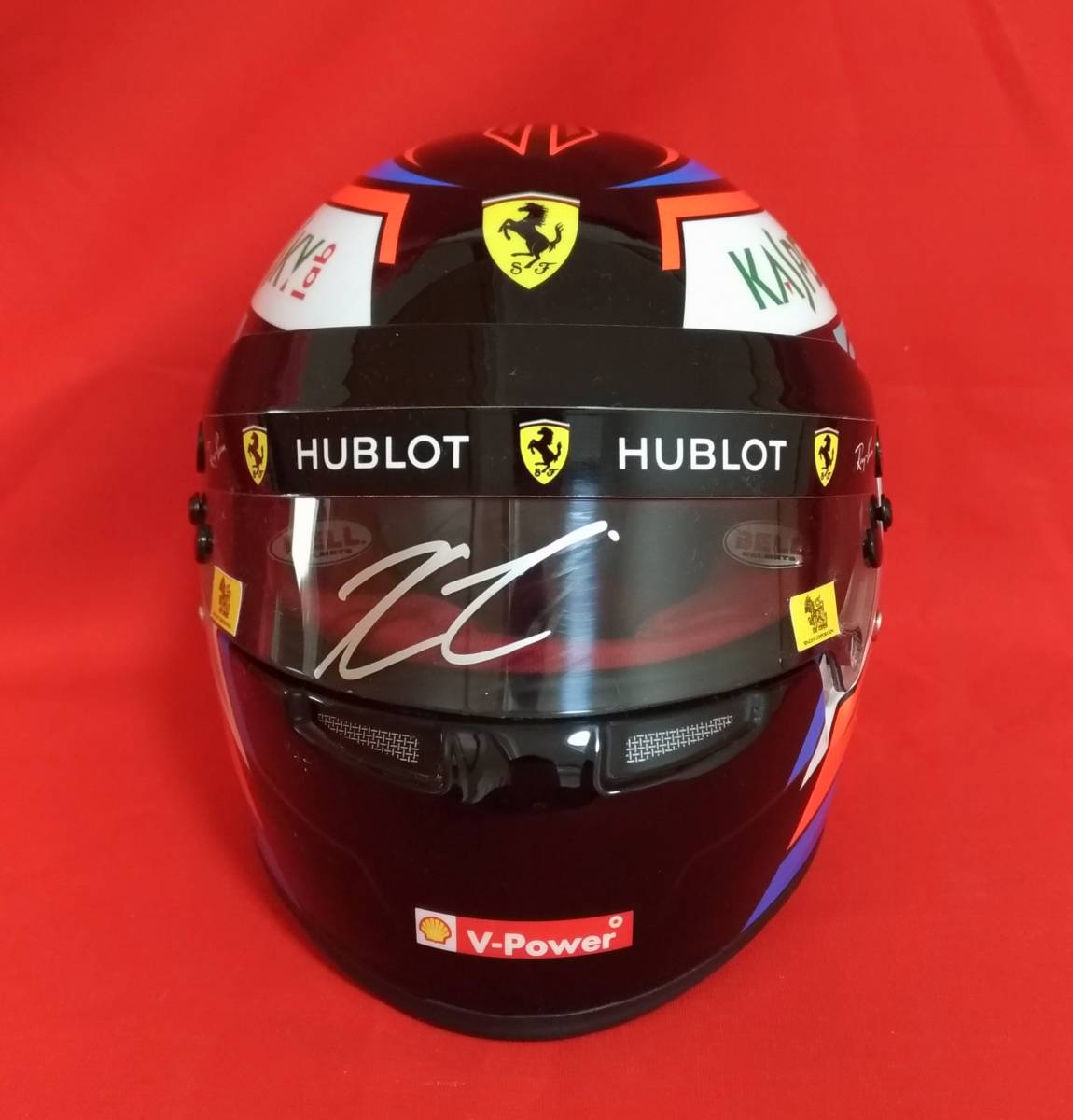 直筆サイン入 1/2 キミ・ライコネン フェラーリ 2018年 ヘルメット 直筆サイン入 1/2 キミ・ライコネン フェラーリ 2018年 ヘルメット F1