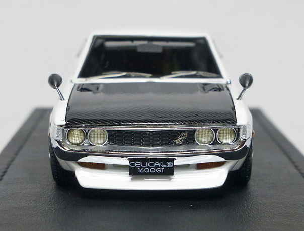 トヨタ セリカ 1600GT LB TA27 ホワイト/カーボンボンネット