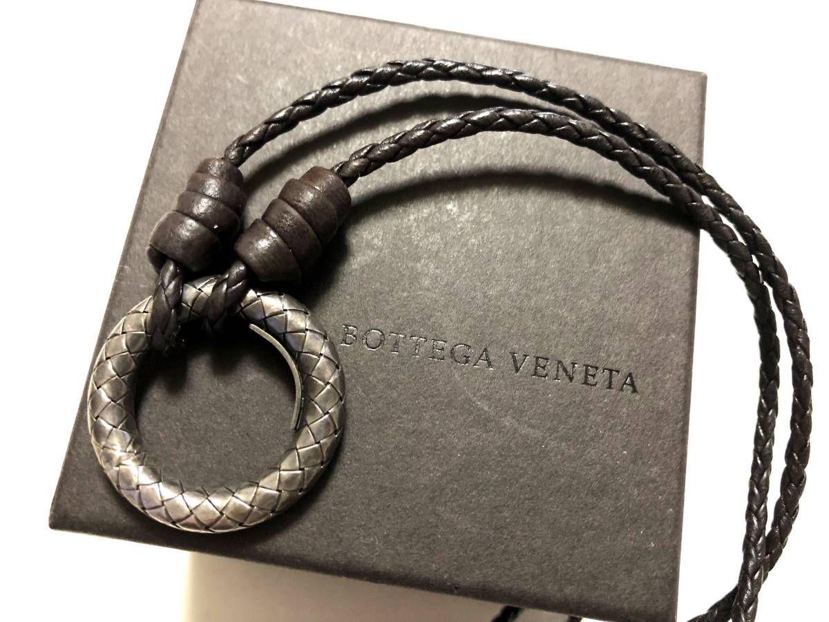 数量限定，新品 極 BOTTEGA VENETA ボッテガ イントレチャート ネックレス 138890 シルバー925&times;ナッパレザー ダークブラウン チョーカー(男性用)｜売買されたオークション情報、yahooの商品情報をアーカイブ公 男性用