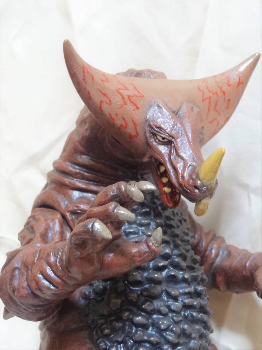 ゴモラ ビリケン商会 Yahoo!オークション - ソフビキット 1987年製 「ビリケン ゴモラ」ウルトラマン (特撮 ビリケン商会|ゴモラ|ハードオフ公式通販オフモール ３０cm 全高約28cm 組済 買取ビリケン商会 帰ってきたウルトラマン」幻のソフビが帰ってきた!! 極上彩色完成版の第３弾「帰ってきたウルトラマン」の