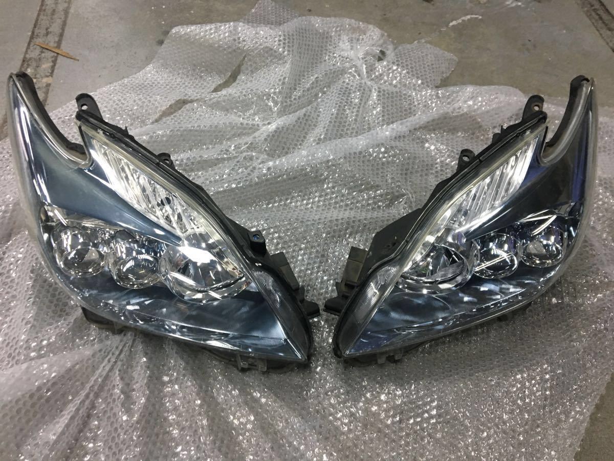 ZVW30 プリウス 前期 純正 左右 LED ヘッドライト 47-30 左 右 トヨタ 