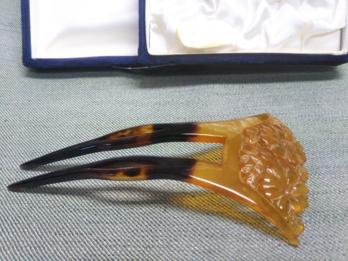 金の鈴 本鼈甲 簪 透かし花彫り 福岡旭真珠謹製 髪飾り 未使用 【公式