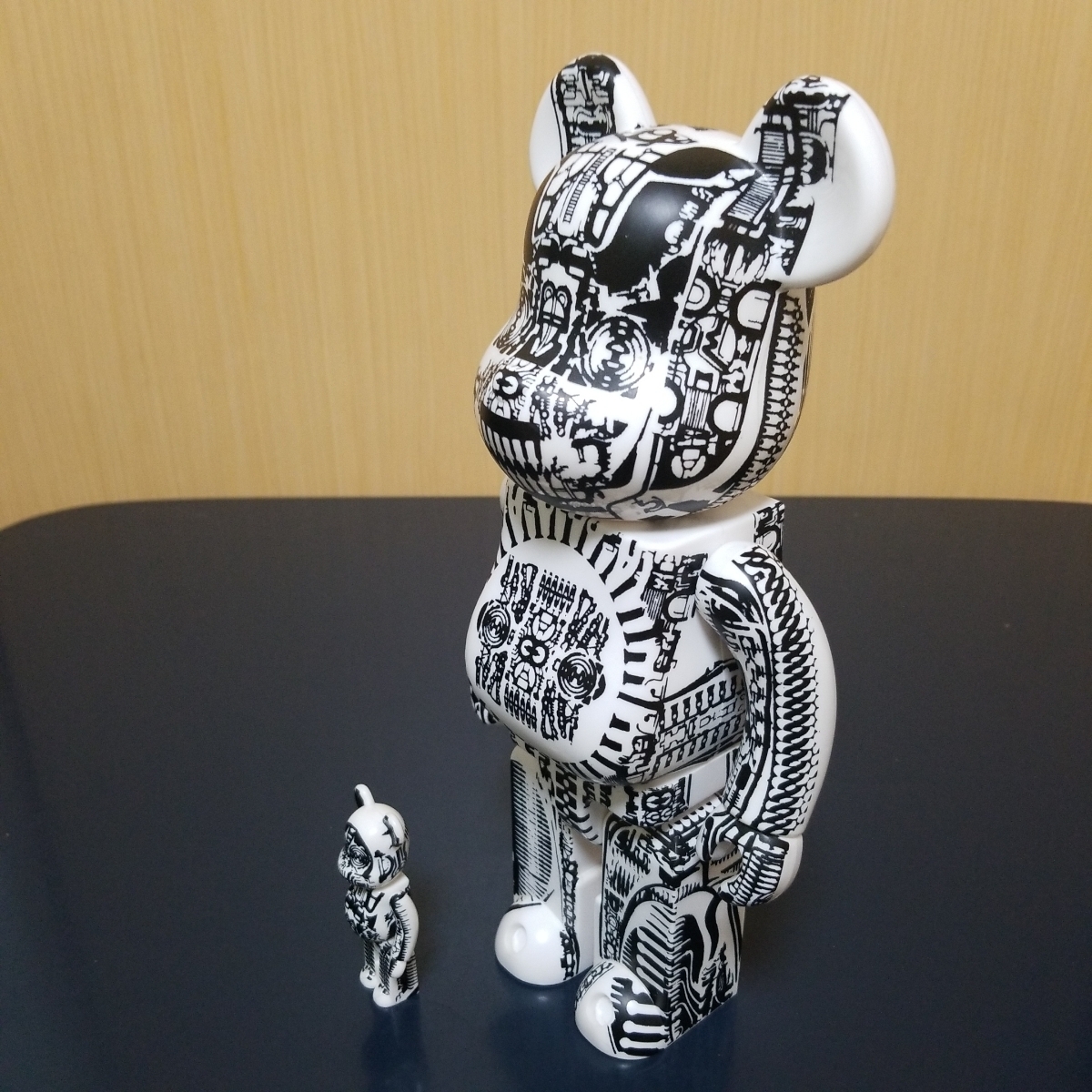 ベアブリック 400% 100％ H.R.GIGER BE@RBRICK メディコムトイ MEDICOM