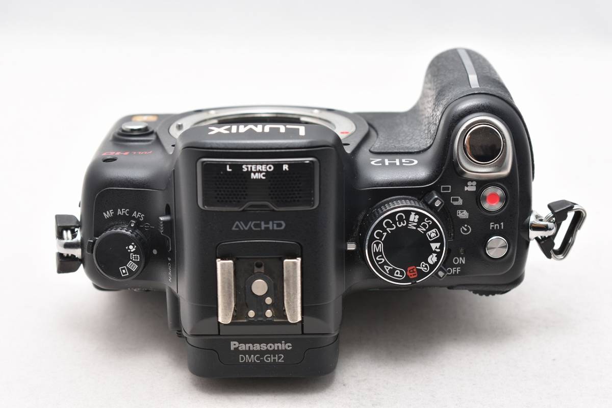 美品☆Panasonic パナソニック LUMIX DMC-GH2 ボディ☆バッテリー2ケ