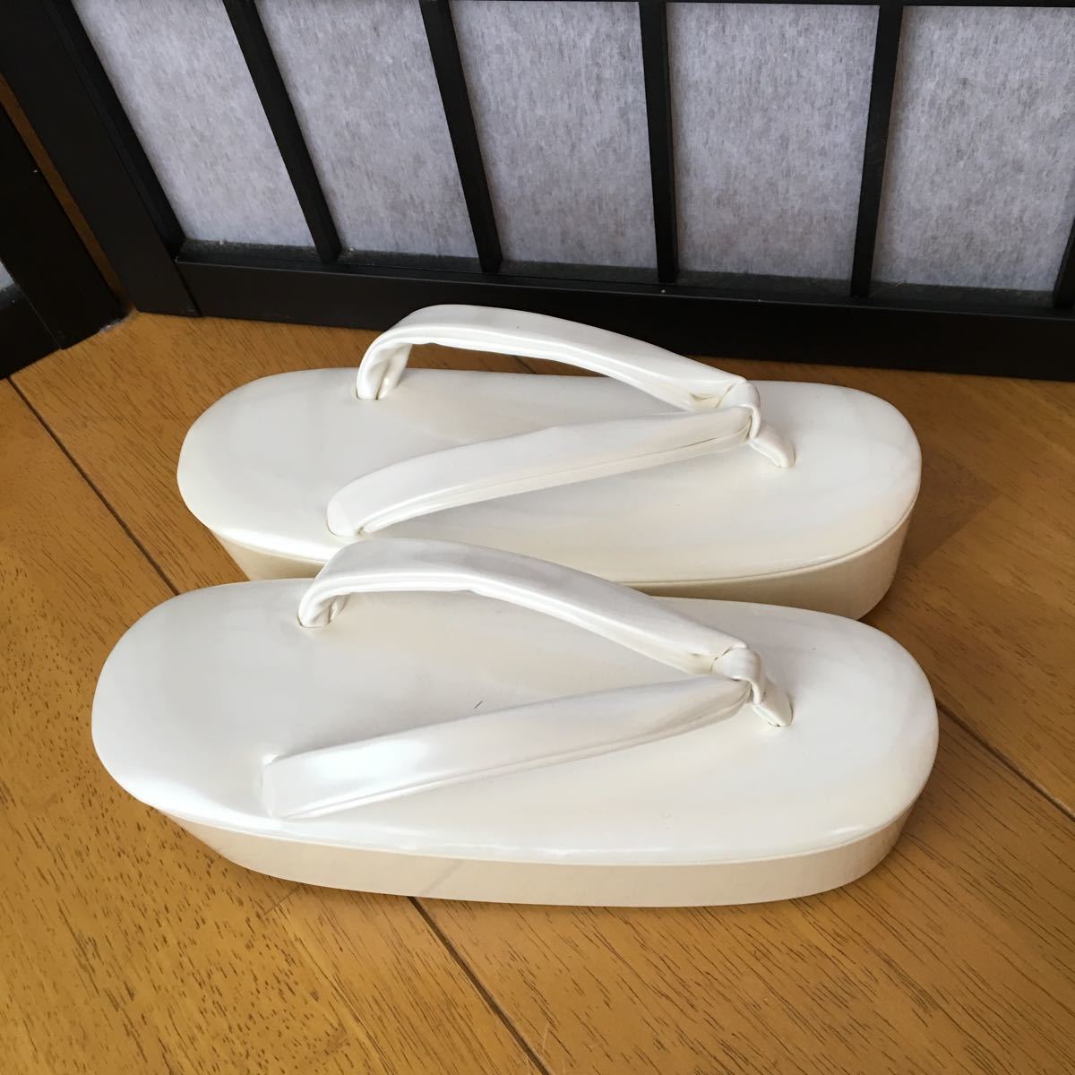 新品 希少 サイズ ss ２１センチ 和装 、七五三、厚底草履 パールホワイト 高さ6センチ 幅 7・5センチ 草履 七五三 21センチの通販 21cmの通販 着物 安い商品を通販サイトから