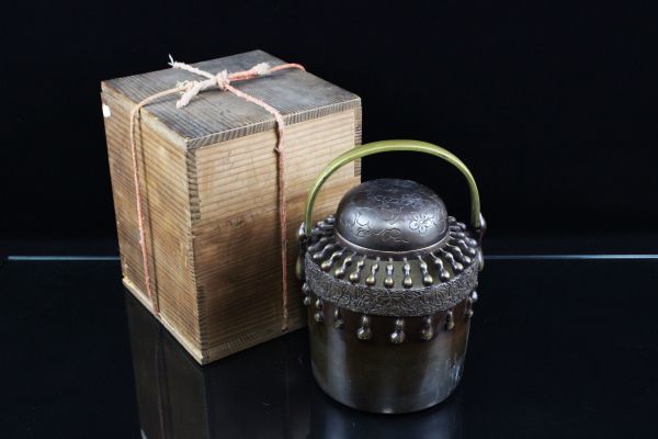 十代 中川浄益(作) 南鐐(銀)霞槌目燗鍋一対(2個) 塗蓋付 総重量 380g