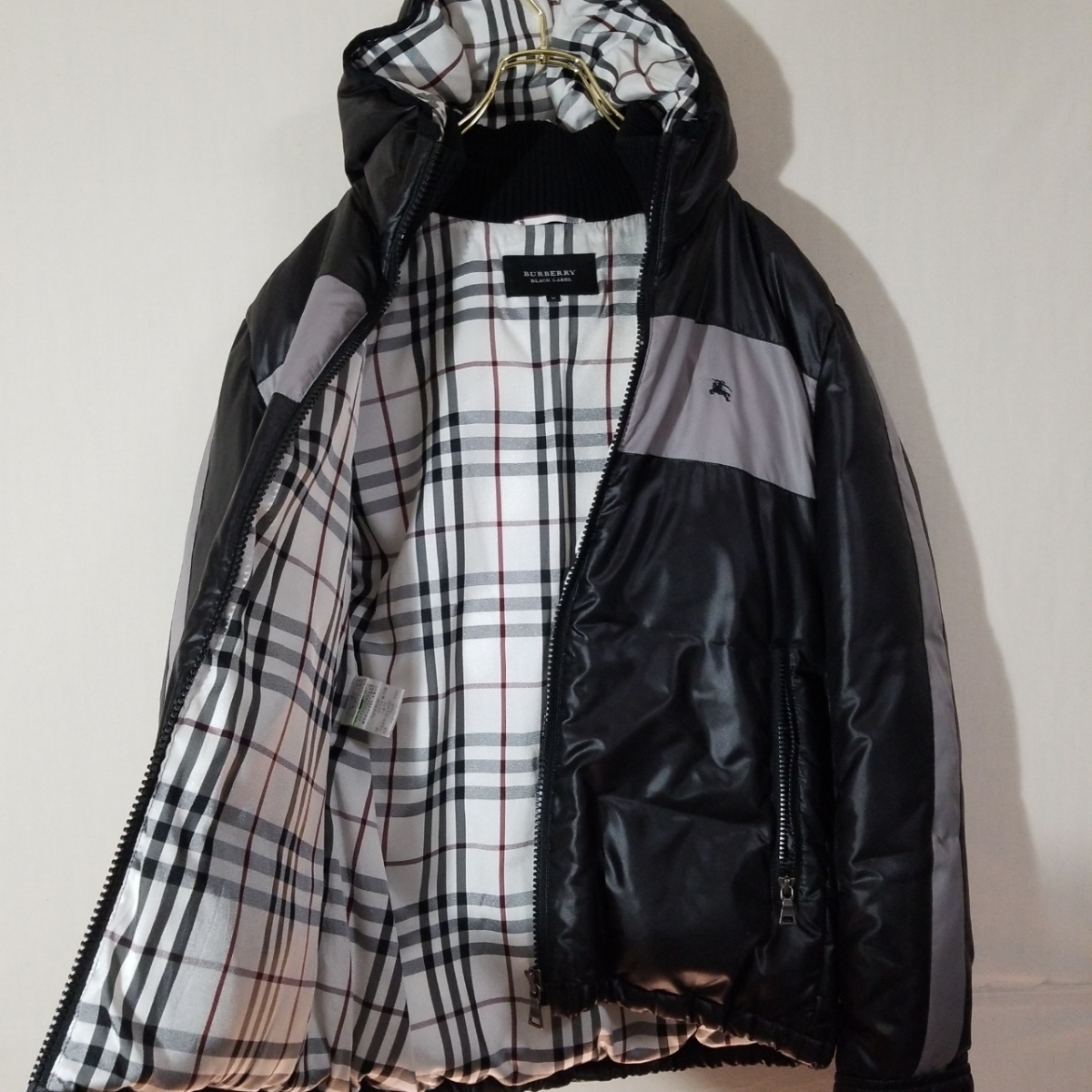驚きの破格値，SALE】 美品 バーバリー ブラックレーベル ダウン