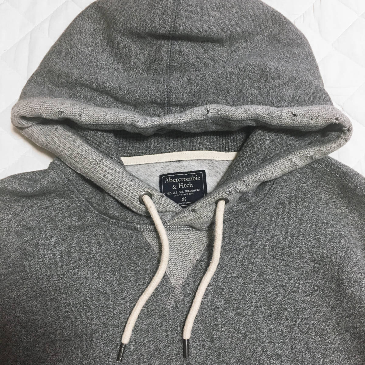Abercrombie　アバクロ ヘービーウェイト プルオーバーパーカー　XS　グレー