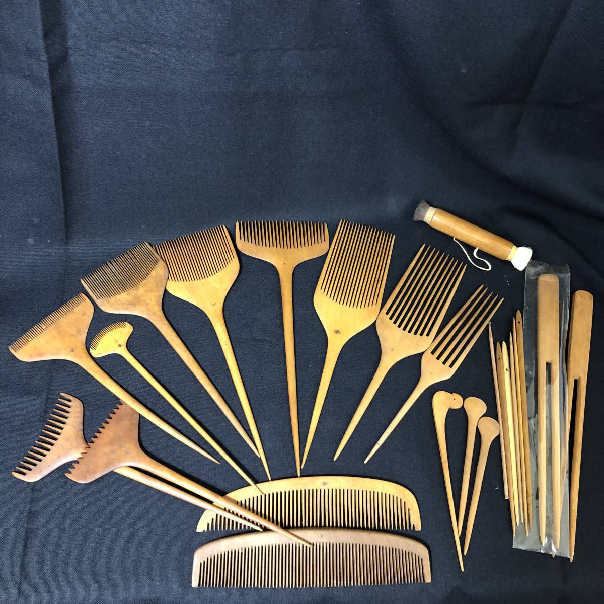 【最新作，限定セール】 本つげ 櫛 くし 柘植 髪結櫛 日本髪 かんざし 歌舞伎 相撲 力士 和装小物 美容 道具 着付け A-k5(かんざし)｜売買されたオークション情報、yahooの商品情報をアーカイブ公開 - オークファン かんざし