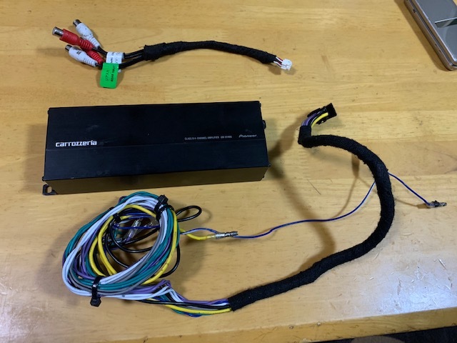 重低音】carrozzeria 100w4 パワーアンプGM-D1400Ⅱ カロッツェリア GM