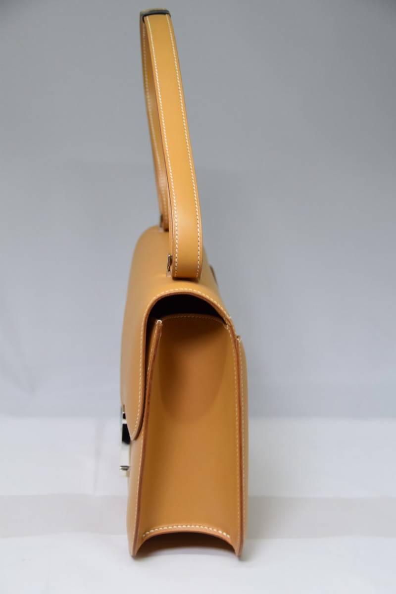 激安】HERMES エルメス コンスタンス25 ボックスカーフ ベージュ 