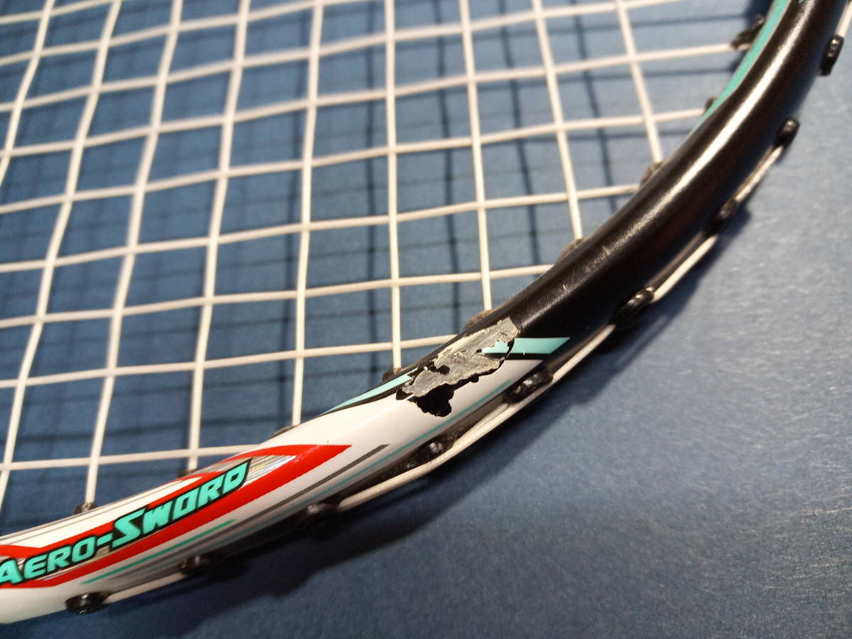 一番の VICTOR JETSPEED S10（JS10）4UG5 with YONEX BGAS 張上げ済み 
