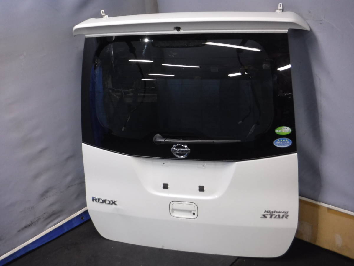 ルークス ML21S バックドア　パール　Z7T