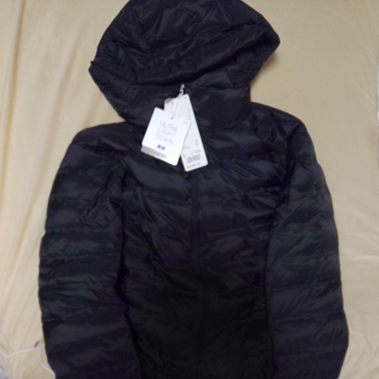  限定１点 ユニクロシームレスダウンパーカー ネイビーＬサイズ タグ付き 定価14900円(Lサイズ)｜売買されたオークション情報、yahooの商品情報をアーカイブ公開 - オークファン Lサイズ