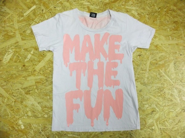 RNA SWEAT MAKE THE FUN ペンキロゴ BIGプリントTシャツ S 薄紫 半袖Tシャツ 売買されたオークション情報 Yahoo オークション 旧ヤフオク の商品情報をアーカイブ公開 - オークファン aucfan com