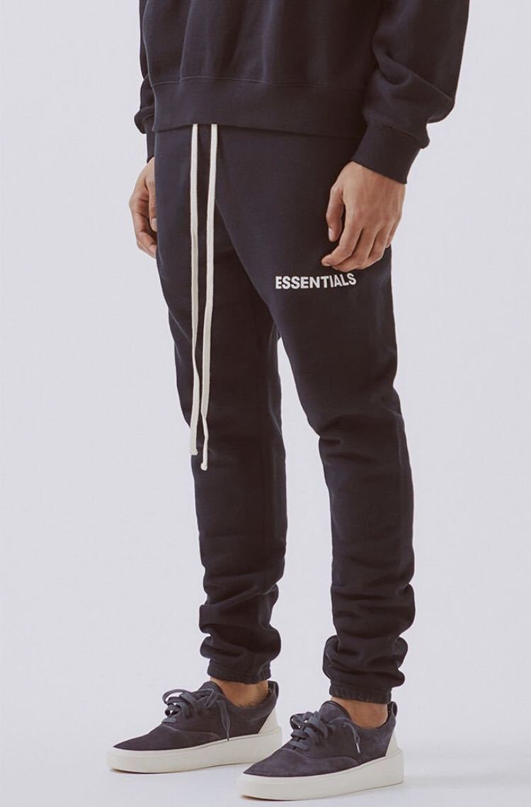 定番人気，新作 fear of god essentials sweatpants エッセンシャルズ スウェットパンツ s 黒 FOG(Sサイズ)｜売買されたオークション情報、yahooの商品情報をアーカイブ公開 - オークファン Sサイズ