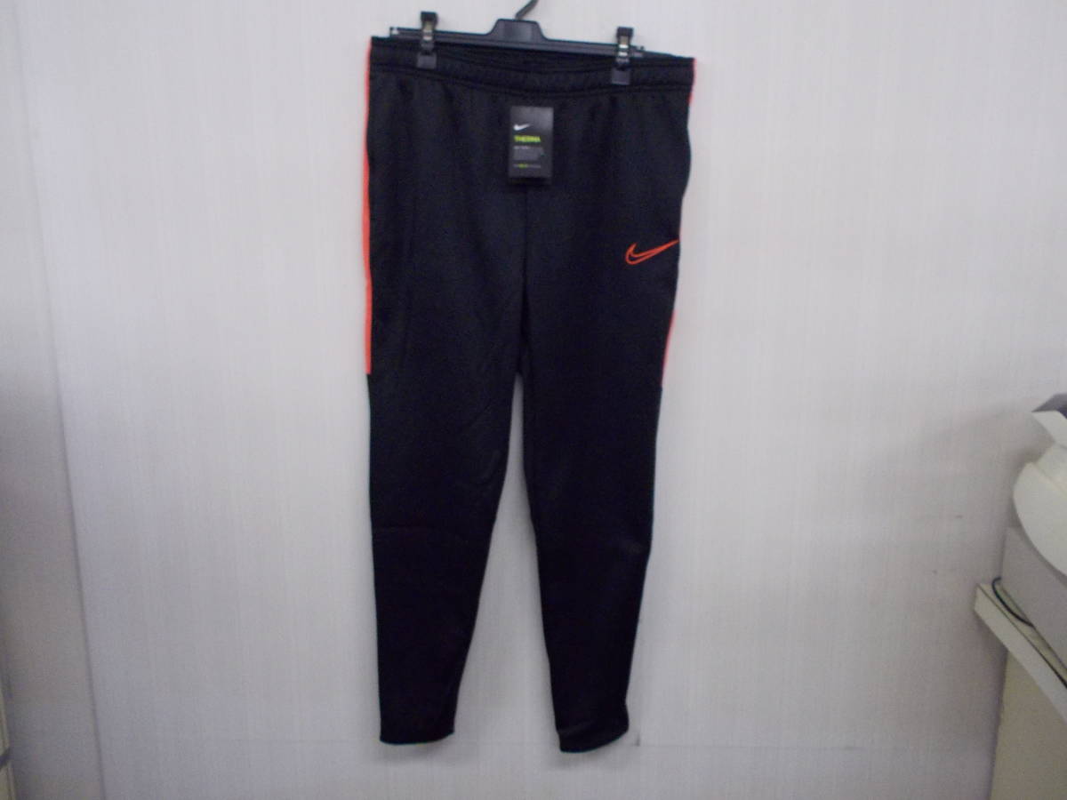 ナイキ　ロングパンツ メンズ サマーアカデミー サッカーパンツ 　ＸＬサイズ　ブラック×レッド　（AJ9728-013）　新品