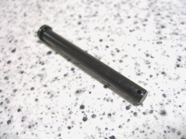 4W1-25914-00 . ピン， スライド☆新品 RZ250 RZ350 フロントブレーキキャリパ スライドピン XJ400 XJ400D