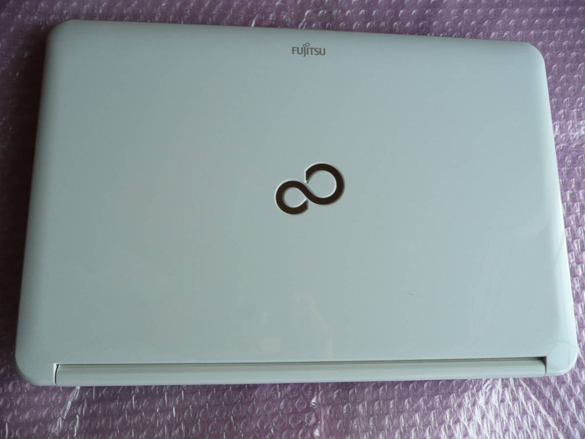 富士通 Windows11 Core i7 3610QM マゼンタ色 LIFEBOOK 4コア SSD新品