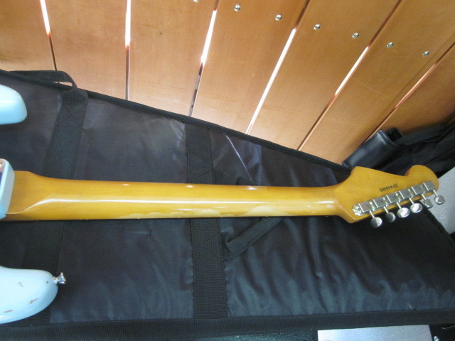 美品中古 EDWARDS（エドワース） EーSEー120R / ラッカートップ