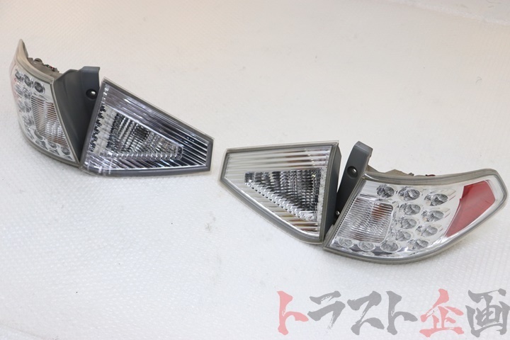インプレッサ スバル wrx 左右セット 純正テールランプ 純正 送料無料