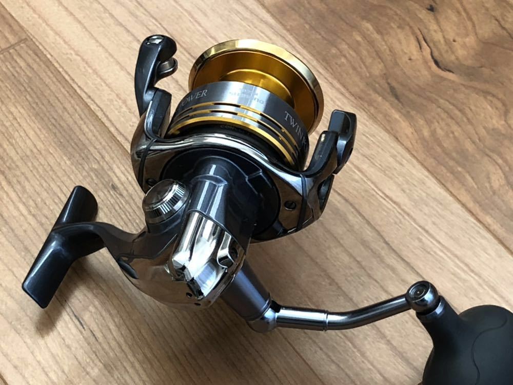 シマノ 09 SW6000HG TWINPOWER SHIMANO POWER ツインパワー 美品 09