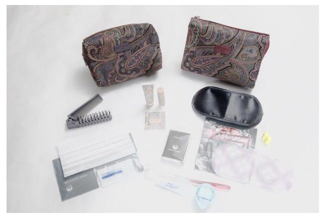 JALファーストクラス限定ETROコラボレーションキット_3