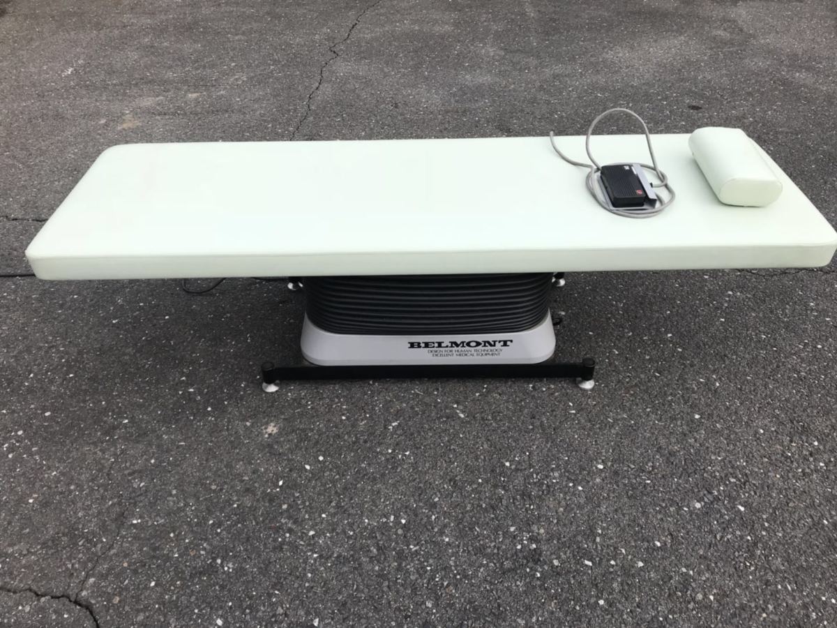 その他 長さ190㎝ 診察台 電動昇降Mベッド タカラベルモント EX-2V 1