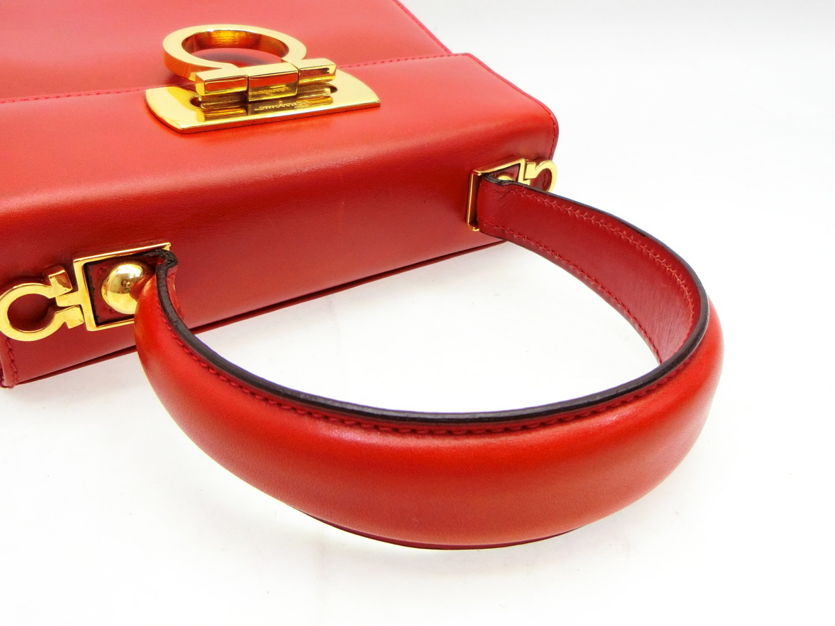 ◇Z3436 Ferragamo フェラガモ ガンチーニ 赤 レザー 2WAY ハンド 