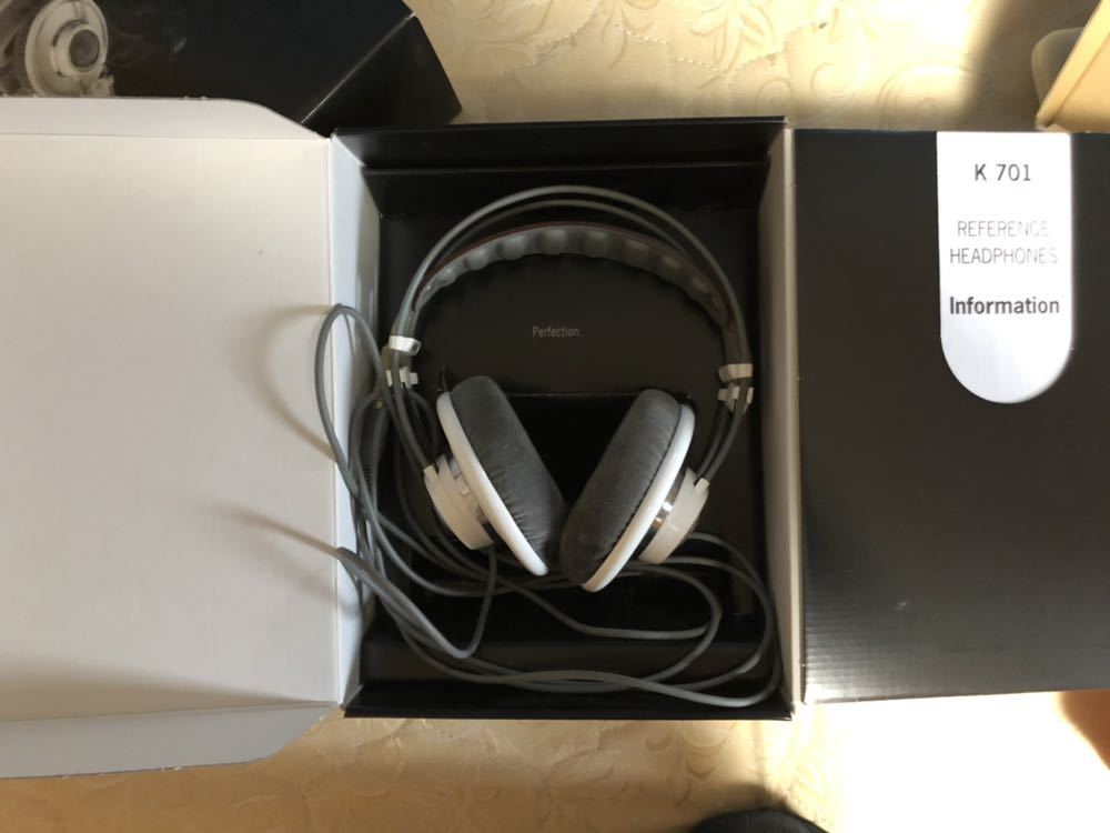 AKG K701 ヘッドホン 【公式通販】