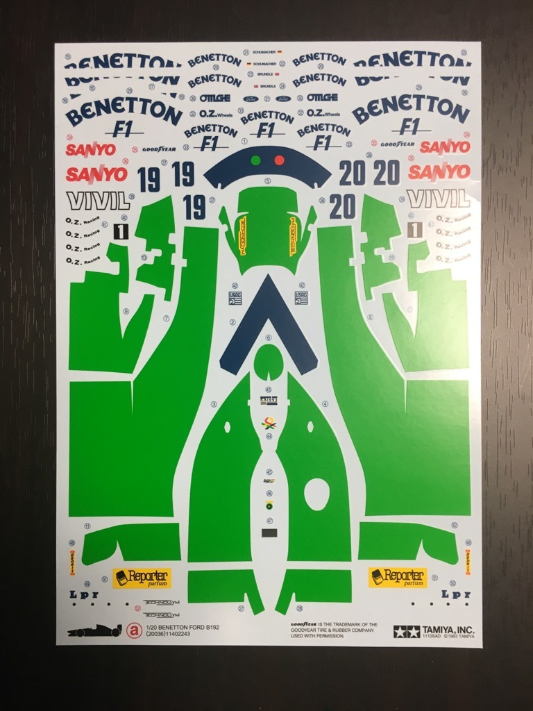 【未組立品】タミヤ 1/20 ベネトンフォード B192 + 社外デカール＆ドライバー付き +1/20 ロータス102D（箱、ドライバー無し）