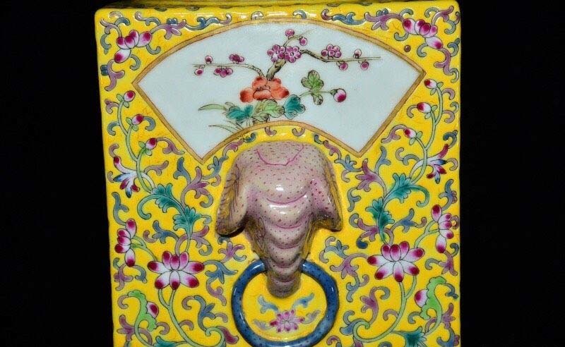 清嘉慶款 花鳥絵 象耳四方形磁瓶 アンティーク、コレクション 中国