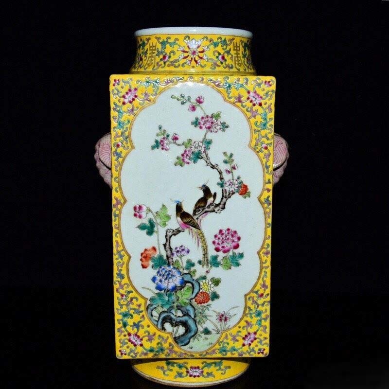 中国 清朝 嘉慶年造 御賜足金 アンティーク コレクション稀少 工藝品 清嘉慶款 花鳥絵 象耳四方形磁瓶 アンティーク、コレクション 中国