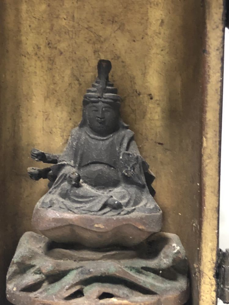 仏像 木彫り 弁財天 | 仏教美術 インド 骨董 木像 木製 仏教 置物 白檀