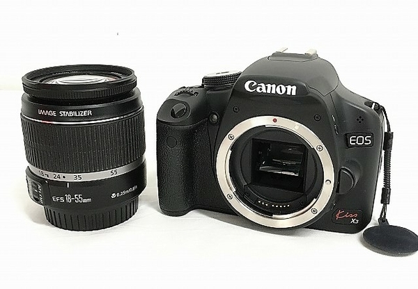 Canon Kiss X3 EOS EF-S 18-55mm DSLR IS ⁄ Camera with Lens 500D (良品）