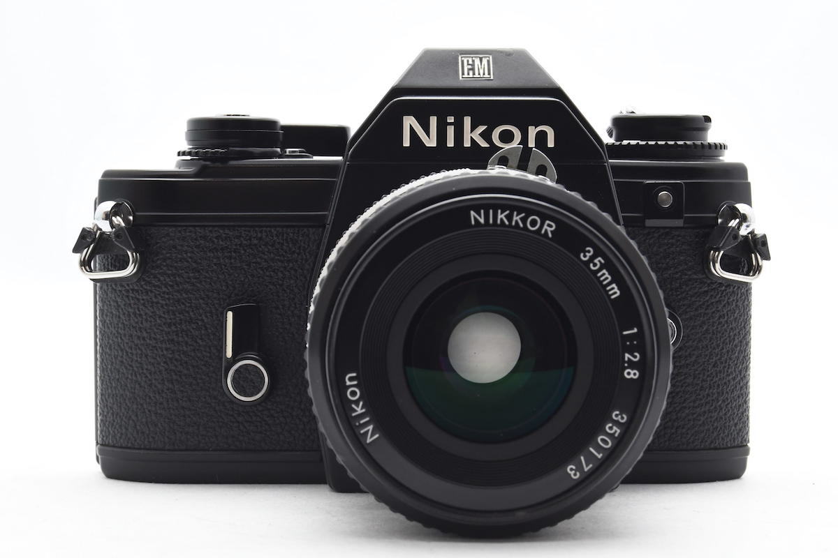 で*く様 Nikon EM + Ai ニッコール 35mm f2.8 ◇ Nikon ニコン EM + AI NIKKOR 35mm F2.8 フィルムカメラ 広角単焦点