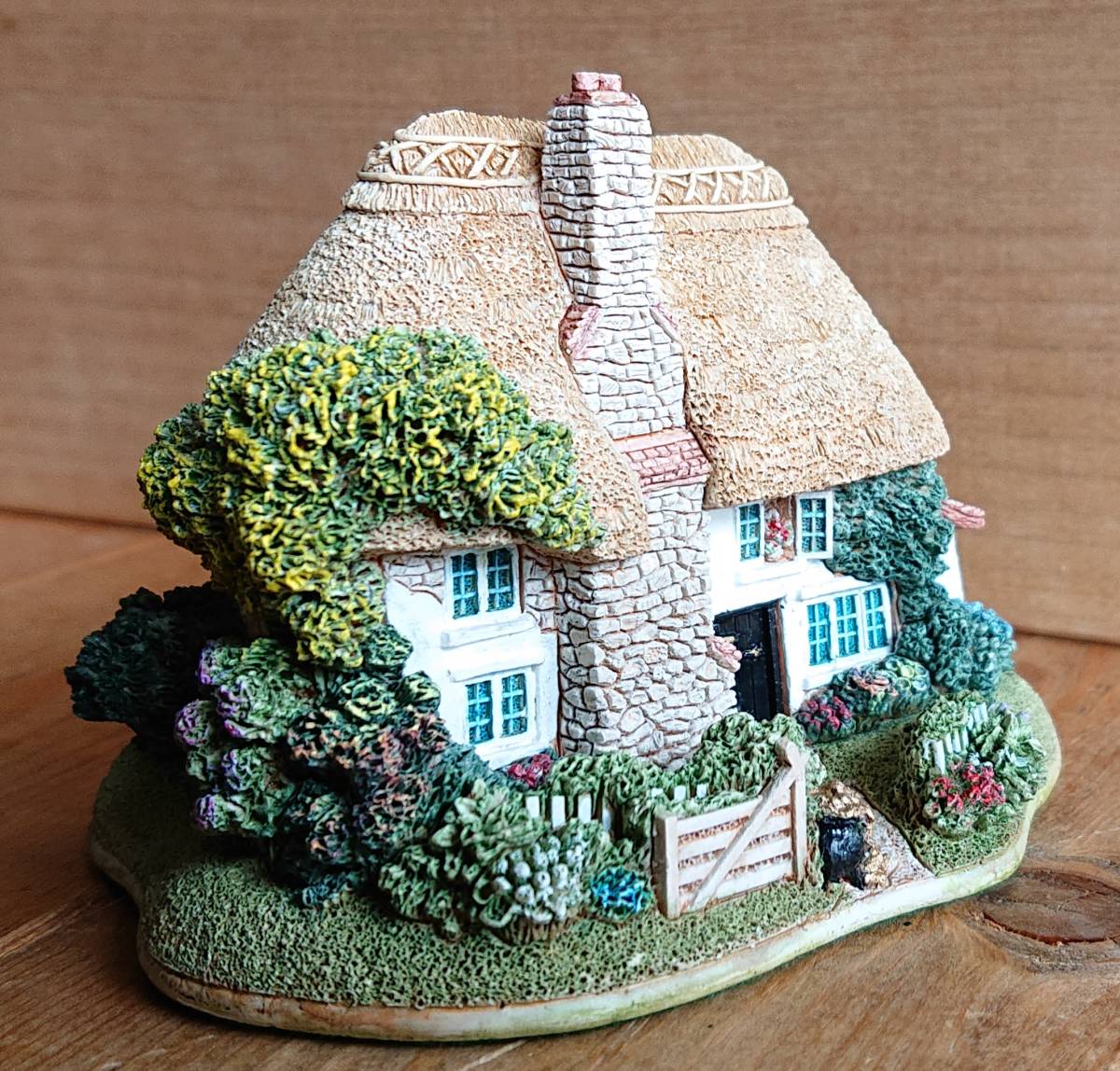 イギリス製 Lilliput Lane RAINBOWS END 1998 リリパットレーンL2240