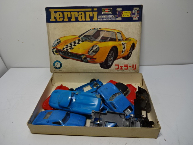 古いプラモデル　ジャンク品　部品取り　ポルシェ　フエラーリ